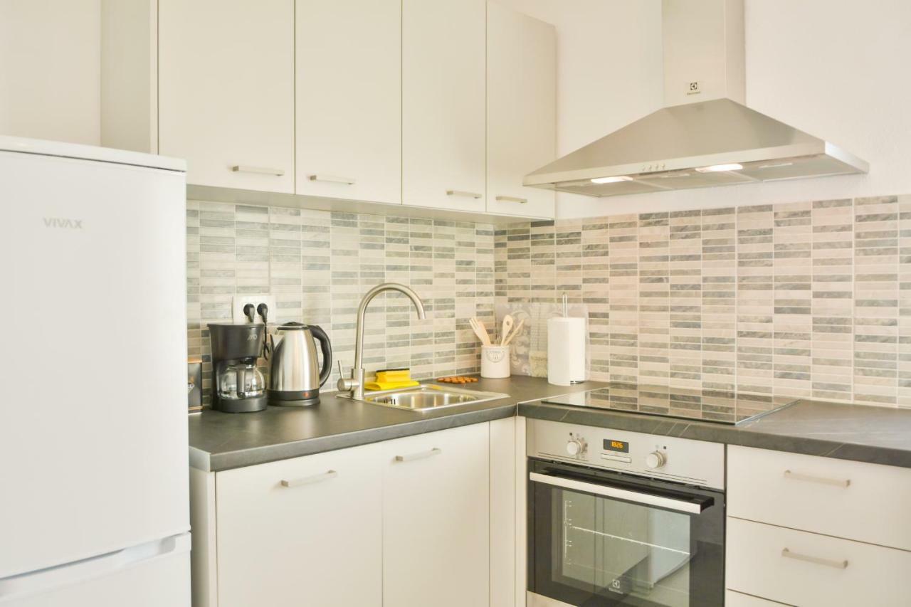 Domo Appartement Senj  Buitenkant foto