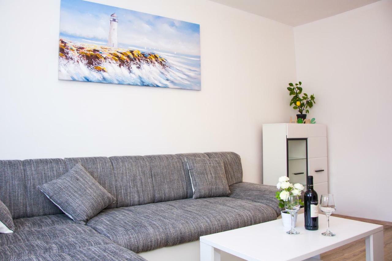 Domo Appartement Senj  Buitenkant foto